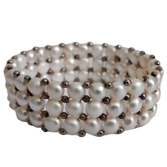 Genuine Three Row Freshwater Cultured Pearls Bracelet - Picture 2 of 14